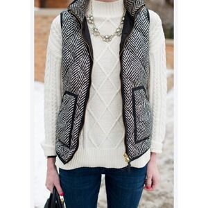 J. Crew Factory Sz S Puffer Vest Black Herringbone Printed Quilted Down Women's